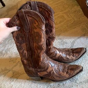 Women’s Cowboy Boots- Size 10